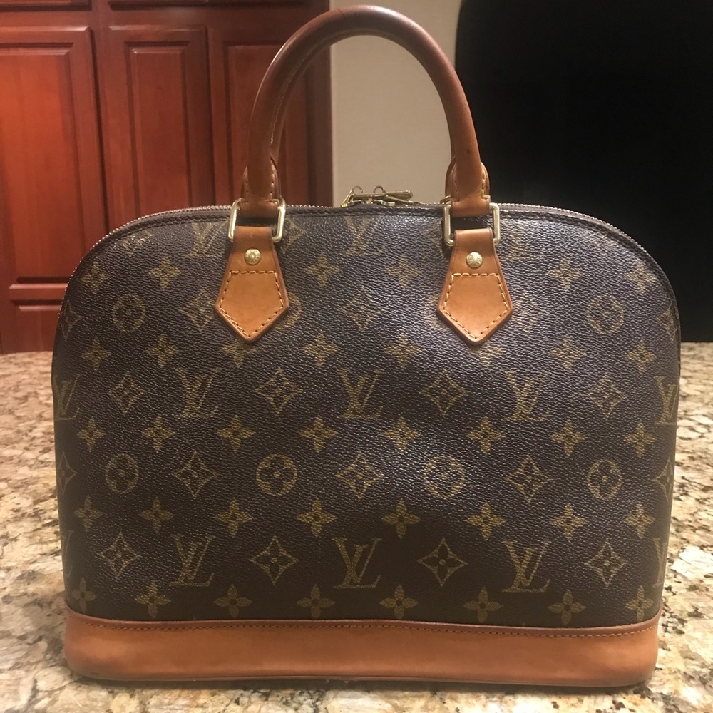 Authentic LV Alma Canvas,leather